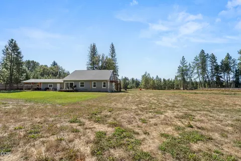 Exterior - 710 Garner Rd, Cave Junction, OR 97523 photo 11 of 19