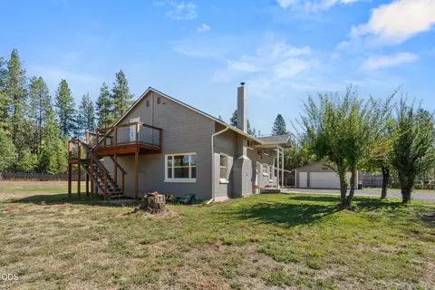 Exterior - 710 Garner Rd, Cave Junction, OR 97523 photo 13 of 19