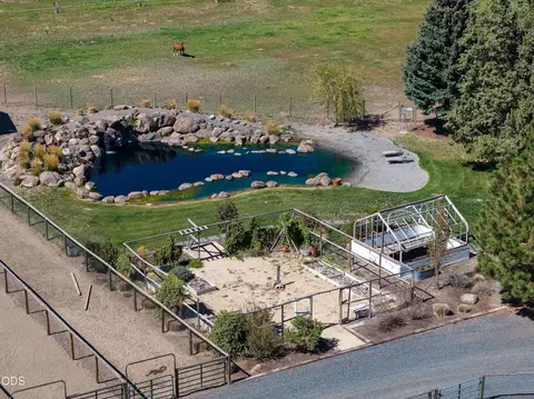 Other - 66300 White Rock Loop, Bend, OR 97703 photo 31 of 36