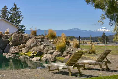 Exterior - 66300 White Rock Loop, Bend, OR 97703 photo 5 of 26