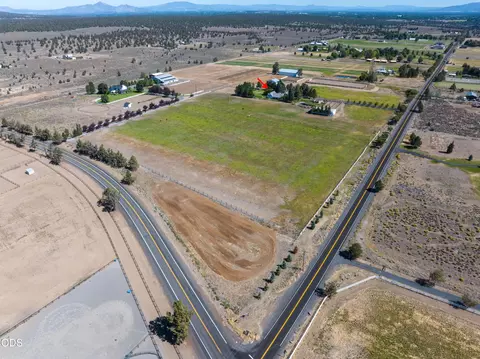 View/Area - 66300 White Rock Loop, Bend, OR 97703 photo 8 of 9