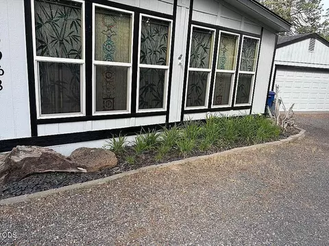 Exterior - 19968 Terrace Ln, Bend, OR 97702 photo 1 of 11
