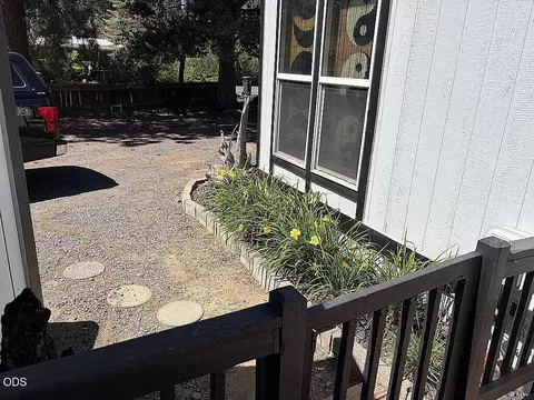 Exterior - 19968 Terrace Ln, Bend, OR 97702 photo 6 of 11