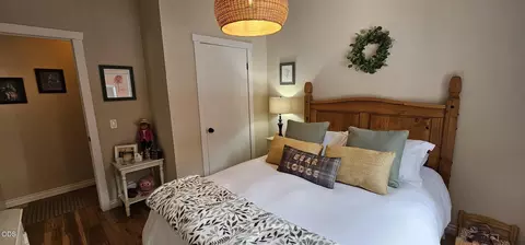 Bedroom - 17540 Sutter St, La Pine, OR 97739 photo 2 of 5