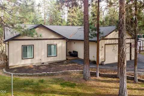 34423 Castle Dr, Chiloquin, OR 97624
