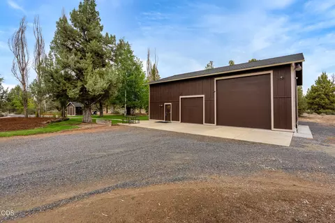 Exterior - 65855 61st St, Bend, OR 97703 photo 3 of 13