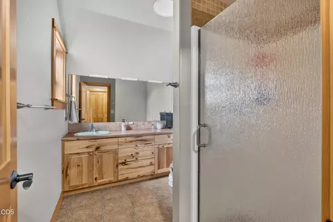 Bath - 65855 61st St, Bend, OR 97703 photo 6 of 6
