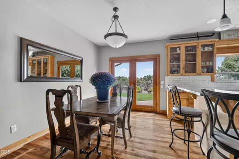 Dining - 65855 61st St, Bend, OR 97703 photo 2 of 3