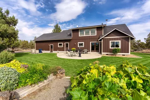 Exterior - 65855 61st St, Bend, OR 97703 photo 5 of 13