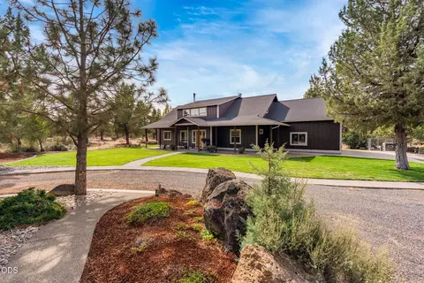 Exterior - 65855 61st St, Bend, OR 97703 photo 2 of 13