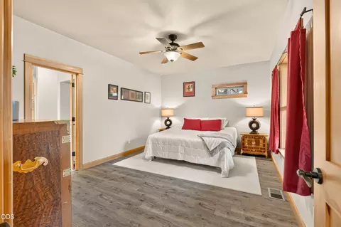 Bedroom - 65855 61st St, Bend, OR 97703 photo 1 of 15