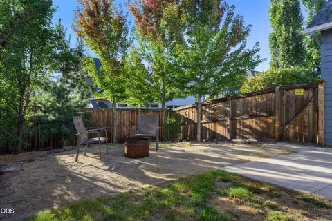 Exterior - 61591 Aaron Way, Bend, OR 97702 photo 4 of 4