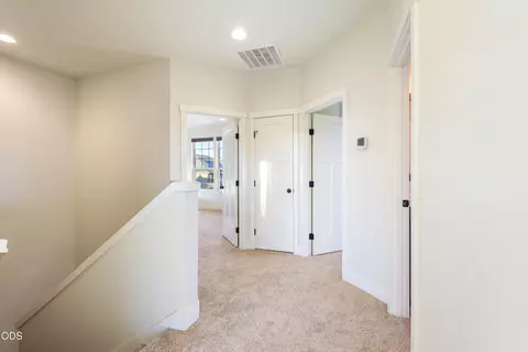 Entry Way - 61591 Aaron Way, Bend, OR 97702 photo 1 of 1