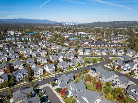 View/Area - 61591 Aaron Way, Bend, OR 97702 photo 2 of 3