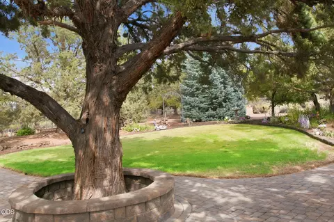 Exterior - 61000 Jennings Rd, Bend, OR 97702 photo 11 of 11
