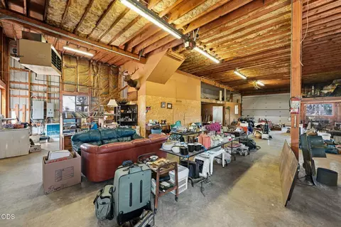 Other - 61330 Larsen Rd, Bend, OR 97702 photo 12 of 22