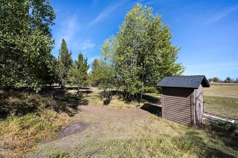 Exterior - 61330 Larsen Rd, Bend, OR 97702 photo 9 of 9