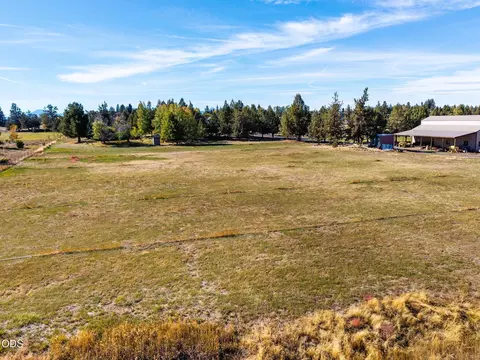 Other - 61330 Larsen Rd, Bend, OR 97702 photo 21 of 22