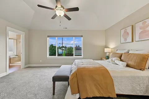 Bedroom - 20597 SE Gemstone Ave, Bend, OR 97702 photo 1 of 7
