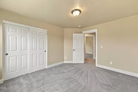 Bedroom - 20597 SE Gemstone Ave, Bend, OR 97702 photo 5 of 7