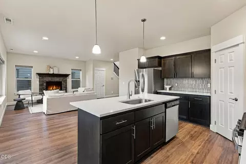 Kitchen - 20597 SE Gemstone Ave, Bend, OR 97702 photo 3 of 5