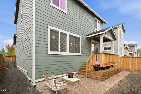 Exterior - 61589 Alstrup Rd, Bend, OR 97702 photo 3 of 5