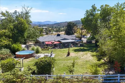 Exterior - 120 Hammel Rd, Eagle Point, OR 97524 photo 11 of 13