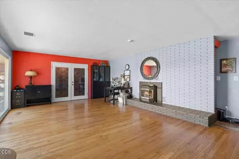 Living - 120 Hammel Rd, Eagle Point, OR 97524 photo 1 of 6