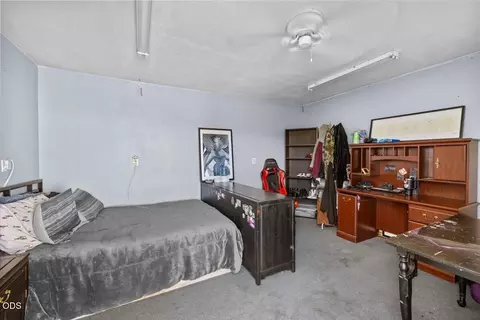 Bedroom - 120 Hammel Rd, Eagle Point, OR 97524 photo 5 of 5