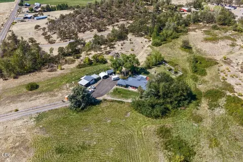View/Area - 120 Hammel Rd, Eagle Point, OR 97524 photo 7 of 8