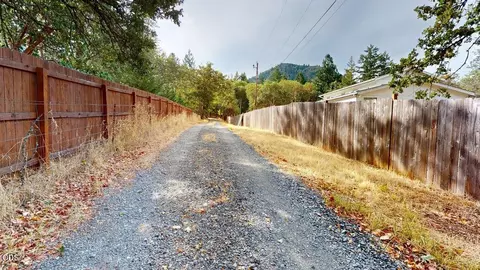 Other - 1216 Summit Loop, Grants Pass, OR 97527 photo 12 of 13