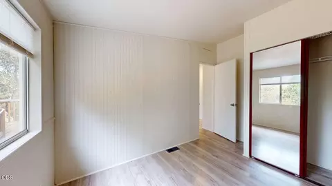 Bedroom - 1216 Summit Loop, Grants Pass, OR 97527 photo 3 of 3