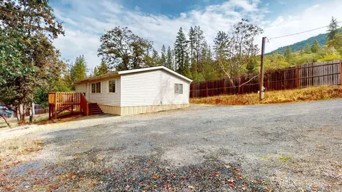 Other - 1216 Summit Loop, Grants Pass, OR 97527 photo 11 of 13