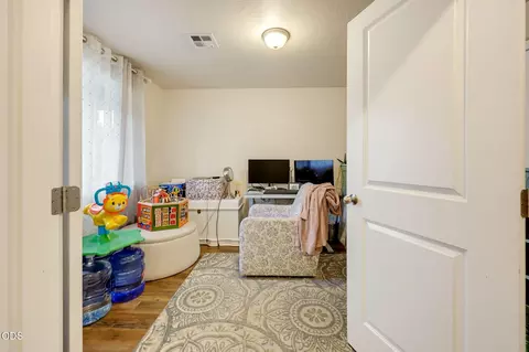 Other - 545 N Heights Dr, Eagle Point, OR 97524 photo 2 of 7