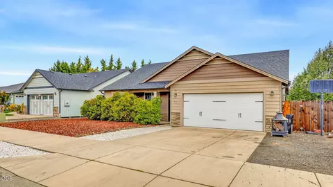 Other - 545 N Heights Dr, Eagle Point, OR 97524 photo 1 of 7