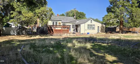 Exterior - 156 E Ash St, Union, OR 97883 photo 3 of 9
