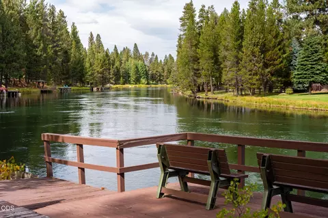View/Area - 56222 Solar Dr, Bend, OR 97707 photo 5 of 6