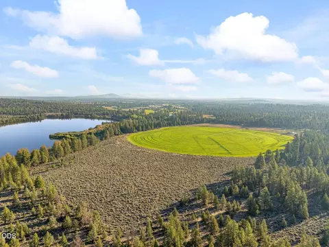 64225 Sisemore Rd, Bend, OR 97701 photo 2
