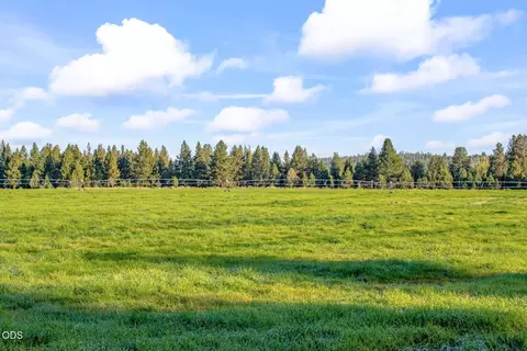 64225 Sisemore Rd, Bend, OR 97701 photo 11