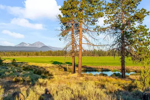64225 Sisemore Rd, Bend, OR 97701 photo 10