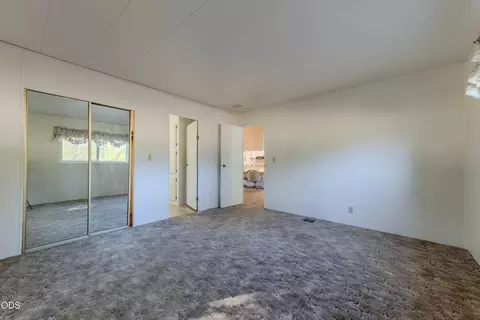 Bedroom - 8290 Evans Creek Rd, Rogue River, OR 97537 photo 2 of 5
