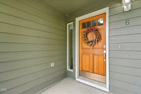 Entry Way - Undisclosed, Bend, OR 97702 photo 1 of 1