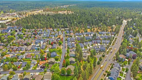 View/Area - Undisclosed, Bend, OR 97702 photo 4 of 6