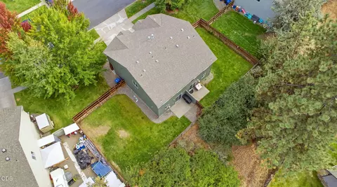 View/Area - Undisclosed, Bend, OR 97702 photo 2 of 6