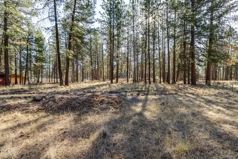 Exterior - 19487 Baker Rd, Bend, OR 97702 photo 11 of 13