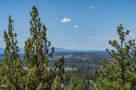 3341 NW Panorama Dr, Bend, OR 97703 photo 20