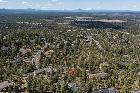 3341 NW Panorama Dr, Bend, OR 97703 photo 9