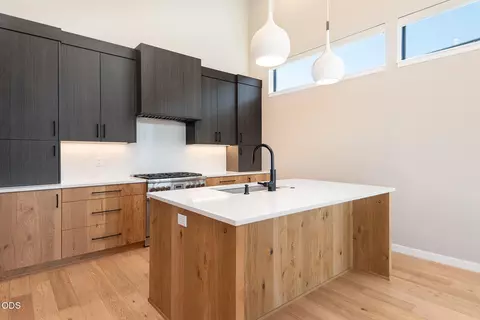 Kitchen - 19332 Outrider Loop, Bend, OR 97702 photo 2 of 6