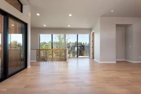 Living - 19332 Outrider Loop, Bend, OR 97702 photo 3 of 5