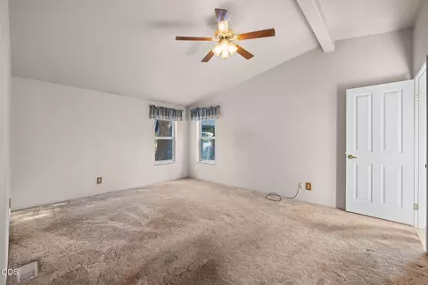 Bedroom - 52747 Ammon Rd, La Pine, OR 97739 photo 2 of 3